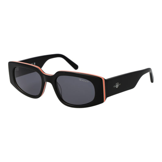 Sunglasses by Gant for men in polyamide and black & gray featuring an stylish full-rim oval frame design with a sophisticated black coloured frame finish and high-performance category-3-dark-tint lens.