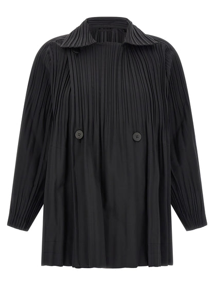 Overcoat by PLEATS PLEASE ISSEY MIYAKE for women in polyester black showcases a architectural silhouette, artfully detailed with a distinctive and functional windproof for a architectural finish.