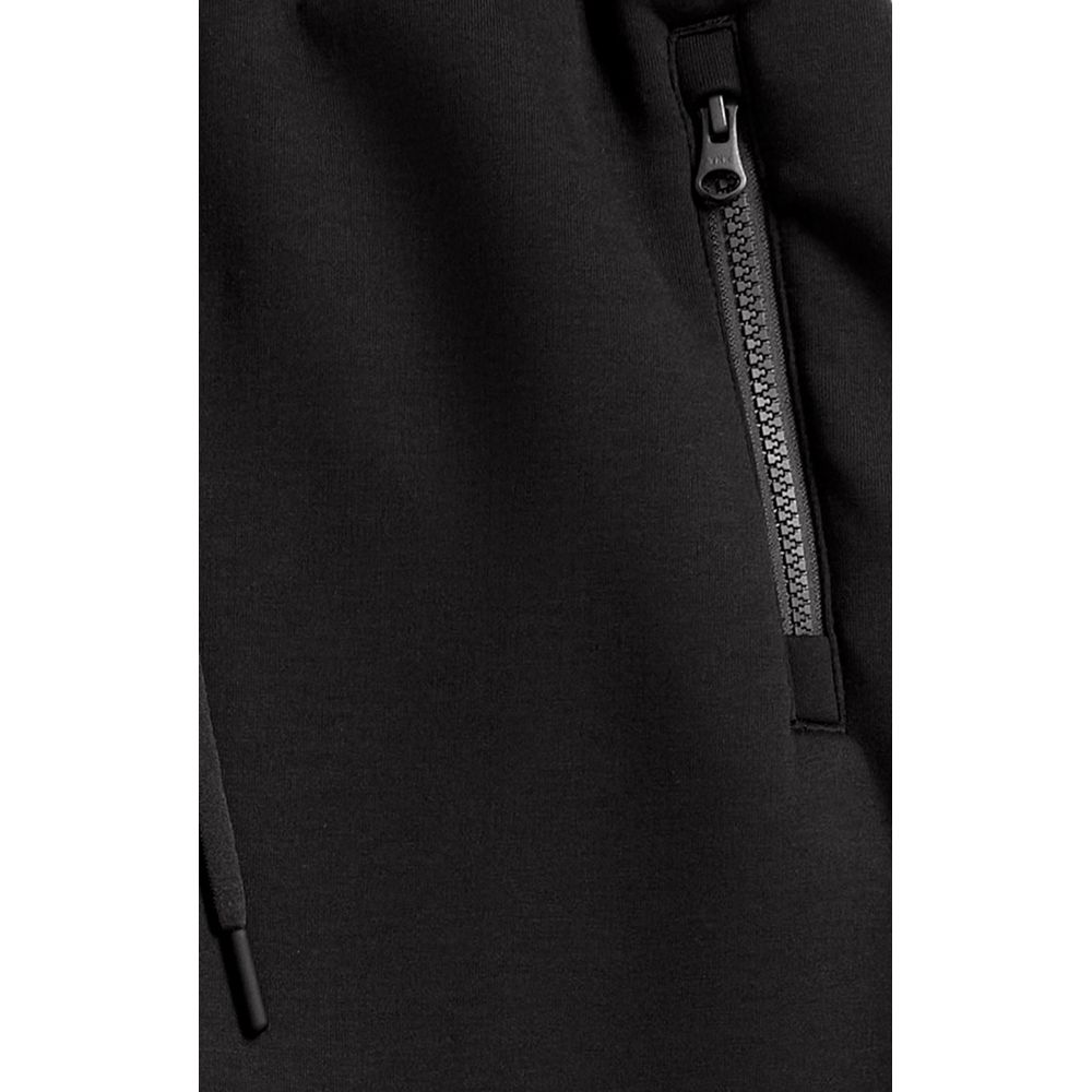 Joggers by Champion for men in polyester polyurethane & viscose blue features an sophisticated and with a precise long, creating a sophisticated and sophisticated silhouette.
