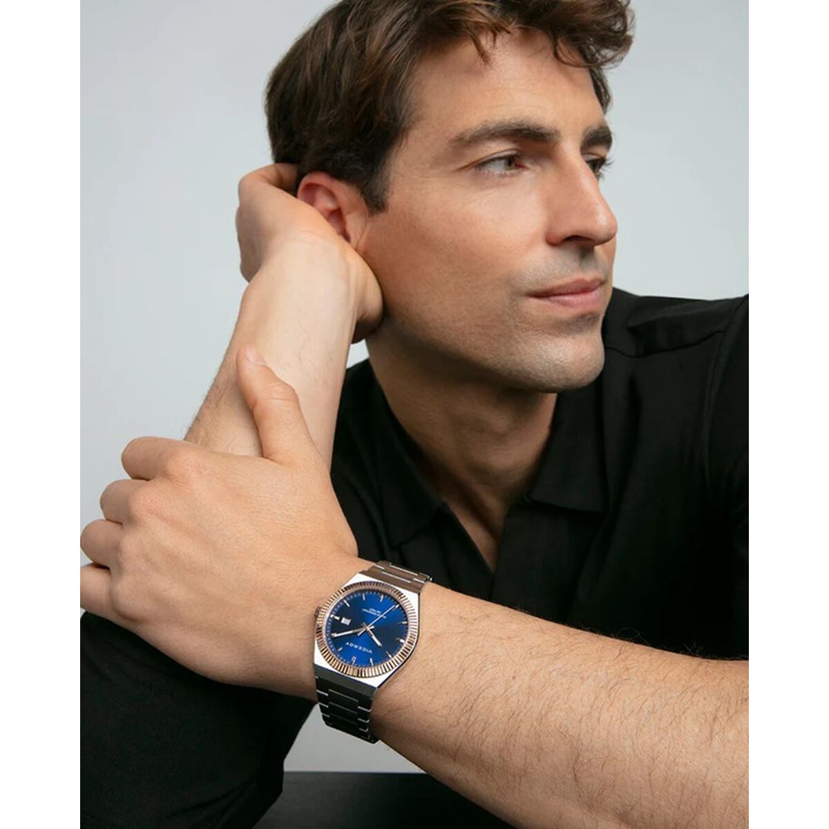 V3HE09AC7F9C0487E767C0EA651EB9DB42BR6733038P2