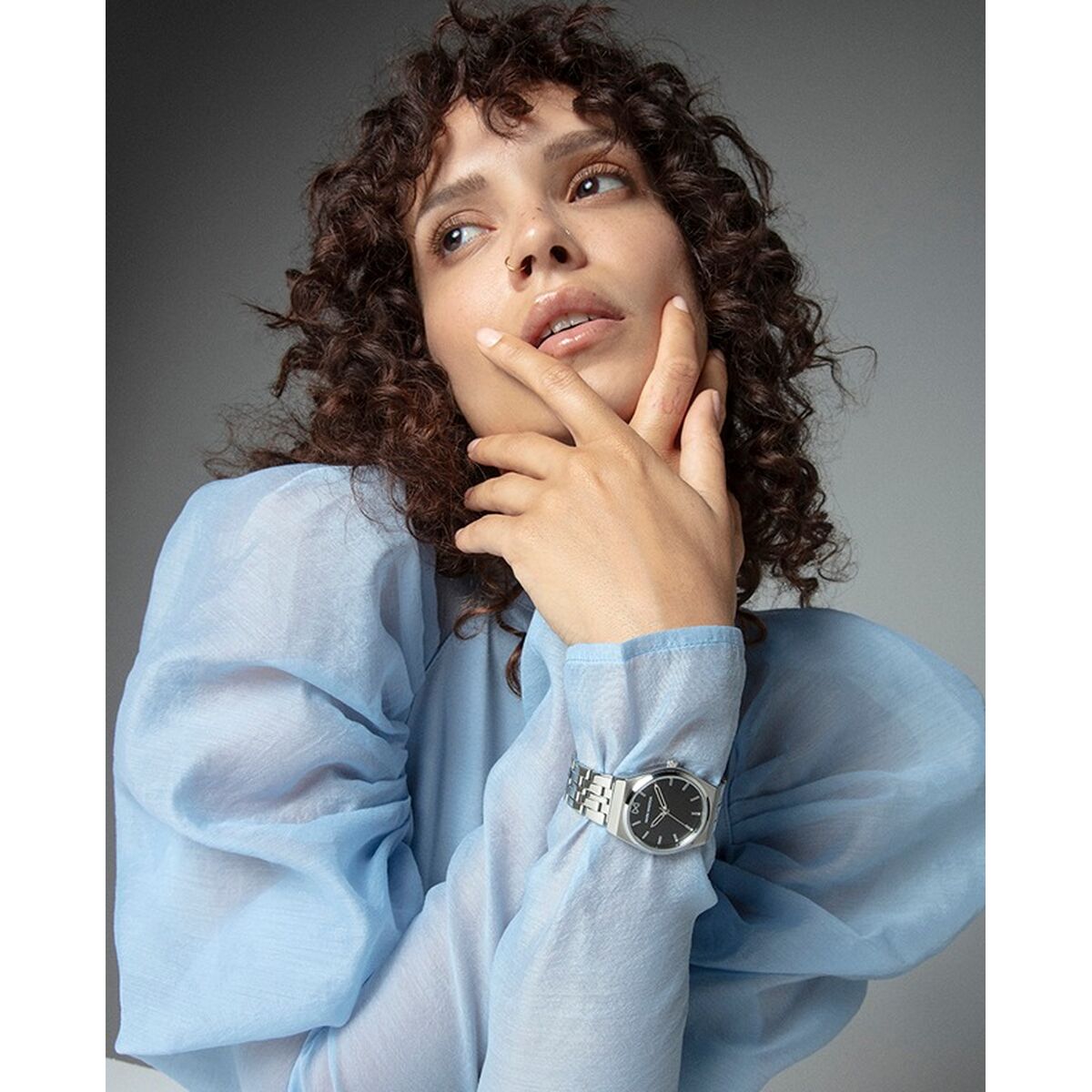 V5H7EE45F2B41A8237A8C32527061CD5636R6710154P3