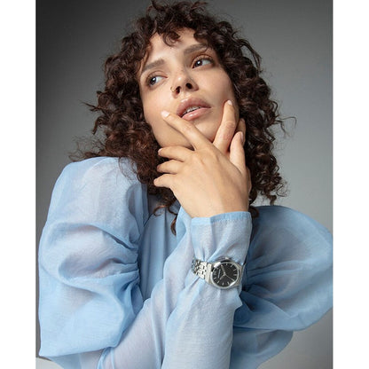 V5H7EE45F2B41A8237A8C32527061CD5636R6710154P3