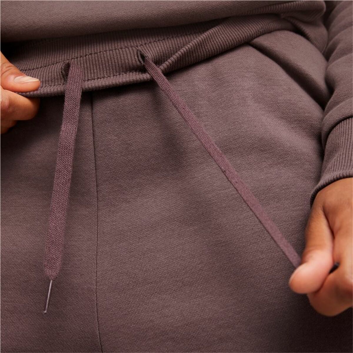 V9HC885D8EAC7591703E9AF0747B0B10FCBR4766366P3