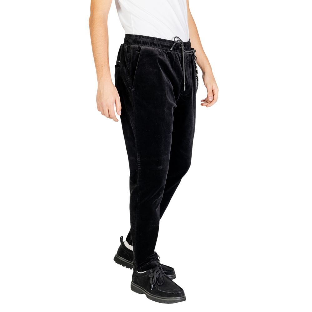 Pants by Gianni Lupo for men in stretch cotton black features a sleek silhouette with a sleek , a refined long, and a sophisticated finish.