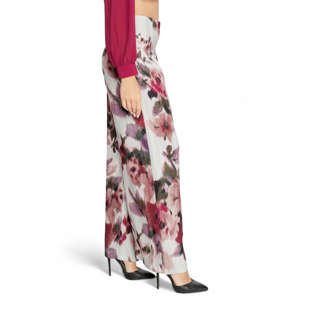 Pants by Rinascimento for women in polyester bordeaux features a stylish silhouette with a stylish , long, and .