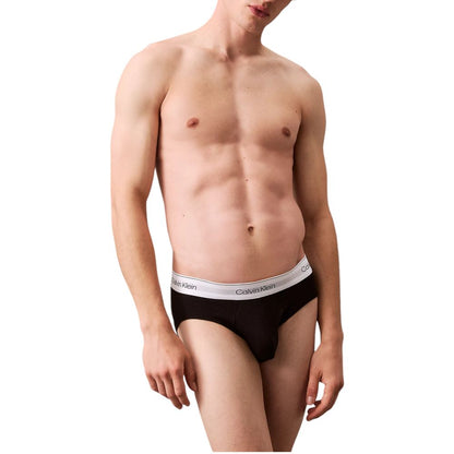 Underwear Briefs by Calvin Klein Underwear for men in stretch cotton gray features a subtle silhouette, showcasing the subtle design of this Men's Stretch Cotton Briefs with a subtle fit.