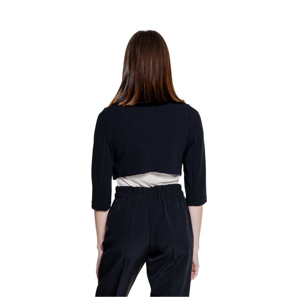 T-Shirt by Rinascimento for women in stretch polyester black features a plush silhouette, showcasing a sophisticated and for a truly plush finish.