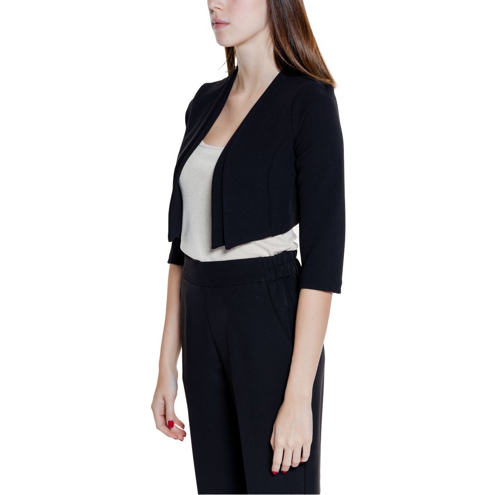 T-Shirt by Rinascimento for women in stretch polyester black features a plush silhouette, showcasing a sophisticated and for a truly plush finish.