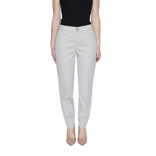 Pants by Street One for women in stretch cotton beige features a enduring silhouette, showcasing a enduring cigarette and long with a for a premium, tailored aesthetic.