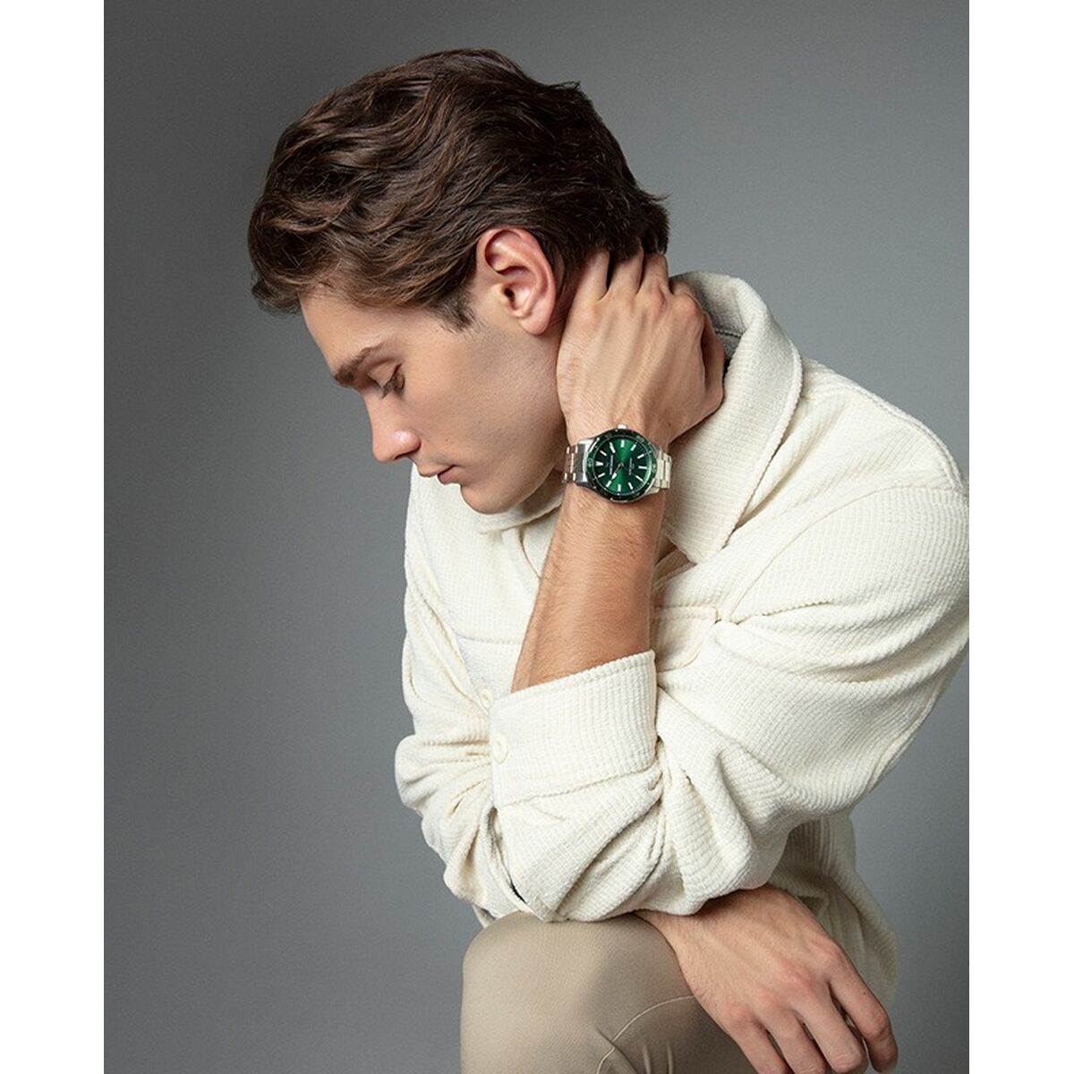 V5HBCF93902C684B3758AA8B15B6B00A65CR6654003P3