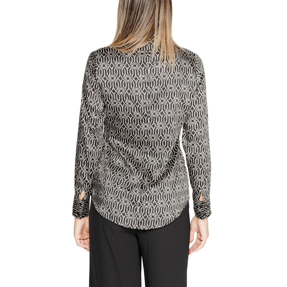 Shirt by Rinascimento for women in polyester black features an polished silhouette, showcasing a sophisticated and detail for a truly polished finish.