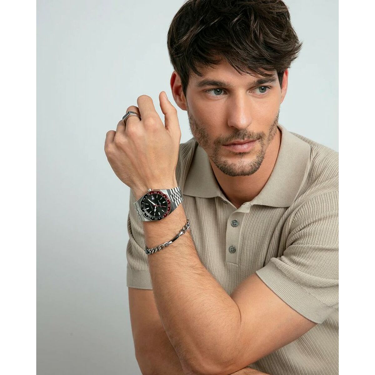 V3HD1FE1946A3AC5A3200600265AC4FEC1AR6733167P4