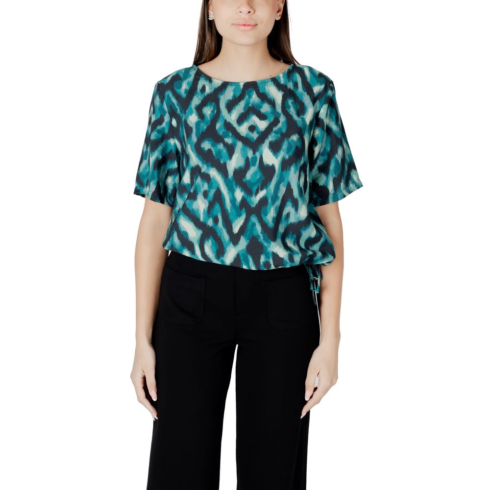 Shirt by Street One for women in polyamide viscose green, featuring a nuanced short-sleeve and nuanced round neckline for a sophisticated finish.