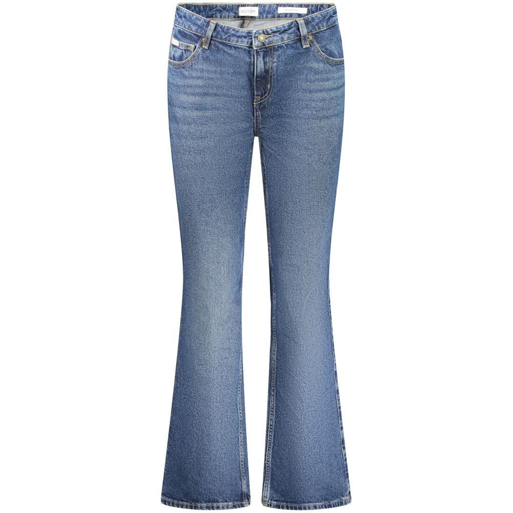 Jeans by Guess Jeans for women in cotton blue presents a refined pantology silhouette, artfully defined by a refined pantology bootcut, long, and a sophisticated .
