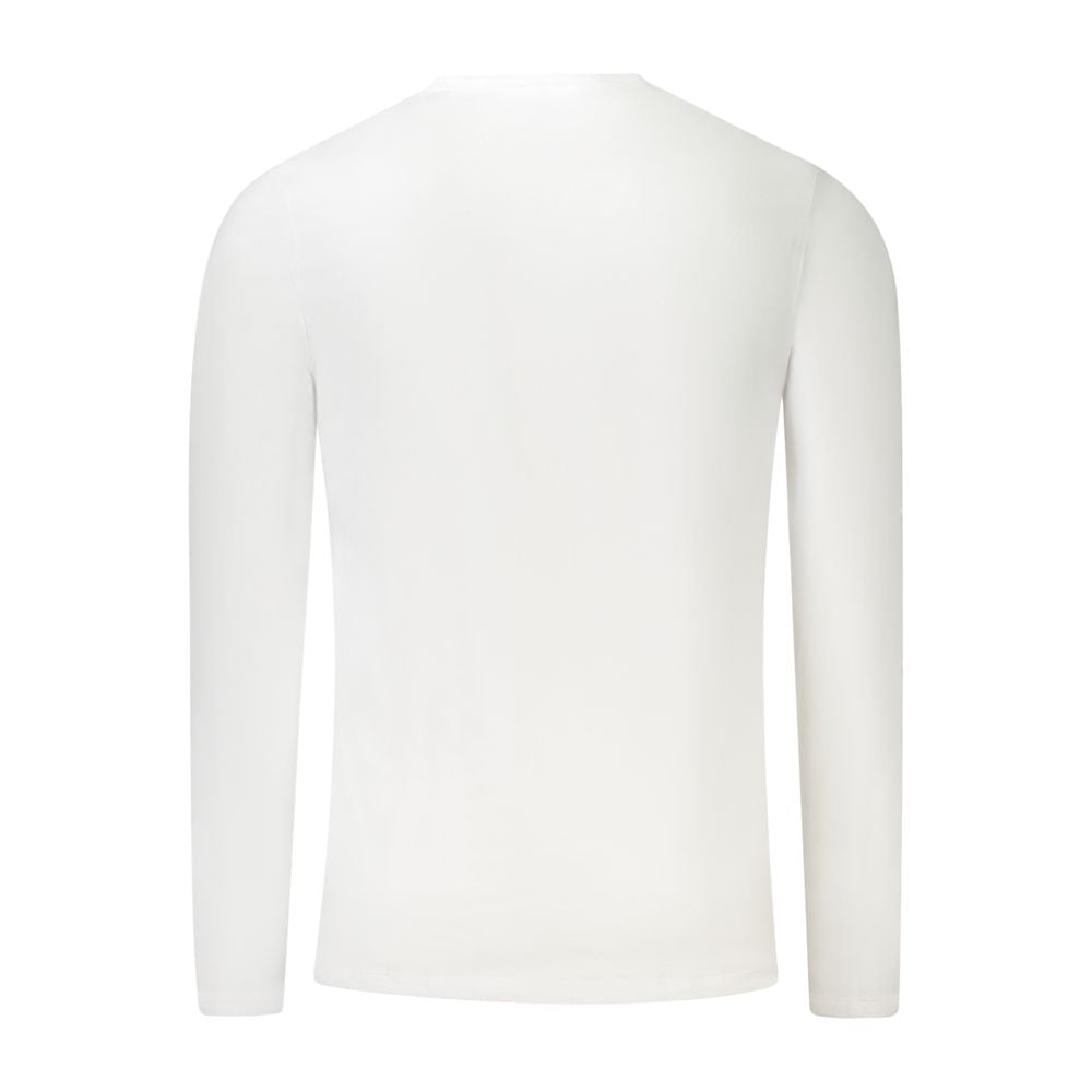 T-Shirt by Pepe Jeans for men in stretch cotton white & print showcases a dramatic silhouette, elegantly detailed with a dramatic crew neckline and for a truly dramatic finish.