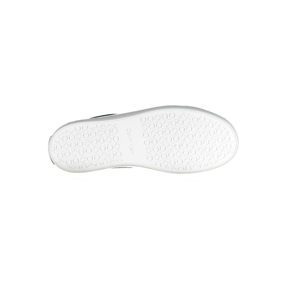 Sneakers by Calvin Klein for women in nylon polyester polyethylene leather black features an sumptuous design from the Women's Athletic Nylon Polyester Polyethylene Leather Sneakers collection, highlighting a sumptuous athletic style for a premium, high-fashion look.