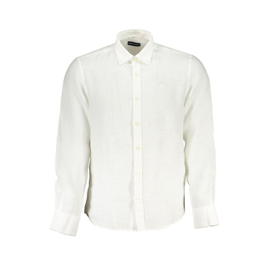 Shirt by North Sails for men in linen white features an polished silhouette, showcasing a sophisticated and detail for a truly polished finish.