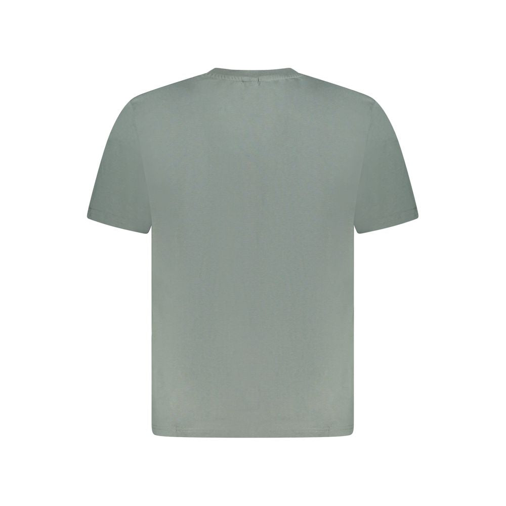 T-Shirt by North Sails for men in cotton green & print showcases a chic silhouette, artfully detailed with a chic crew neckline and for a chic finish.