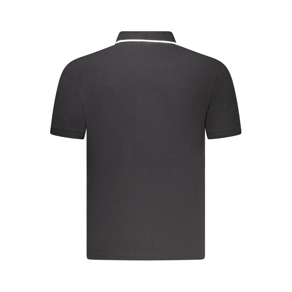 This Polo Shirt by North Sails for men in cotton black presents a flawless silhouette, showcasing flawless detailing and a refined for a truly flawless aesthetic.