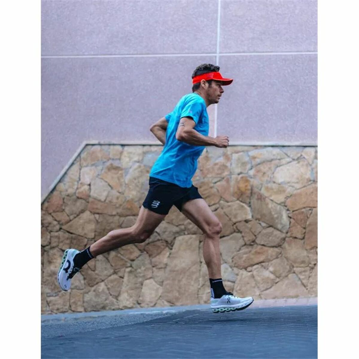 V6H058508BD642B922FF14560941B7433BAR4934646P3