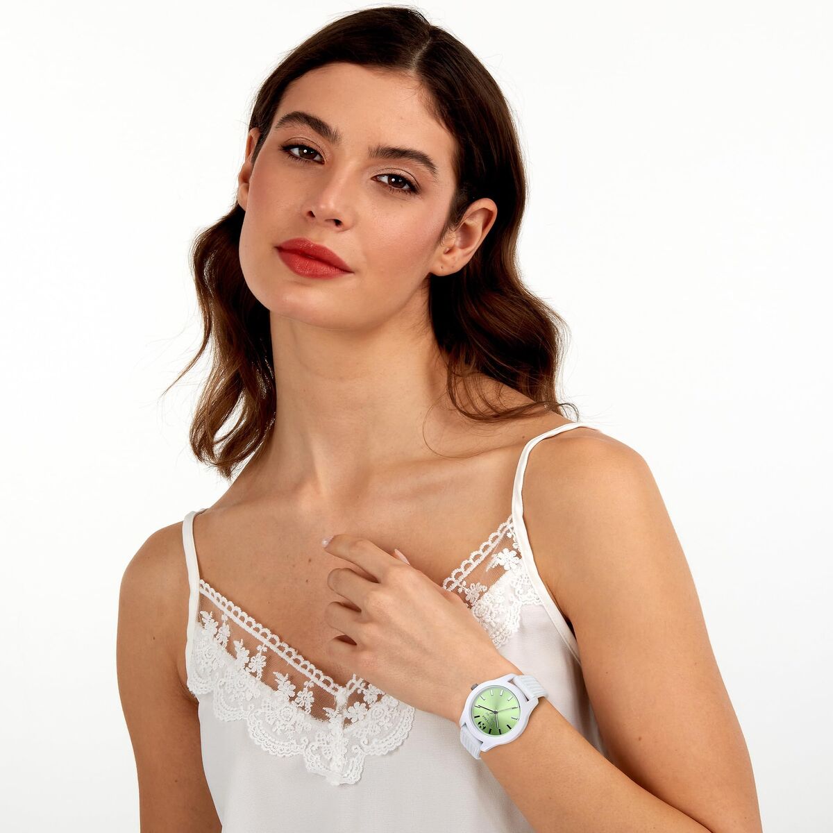 V3HE32062251154C6064F6E1D01BD11EC62R7530847P5