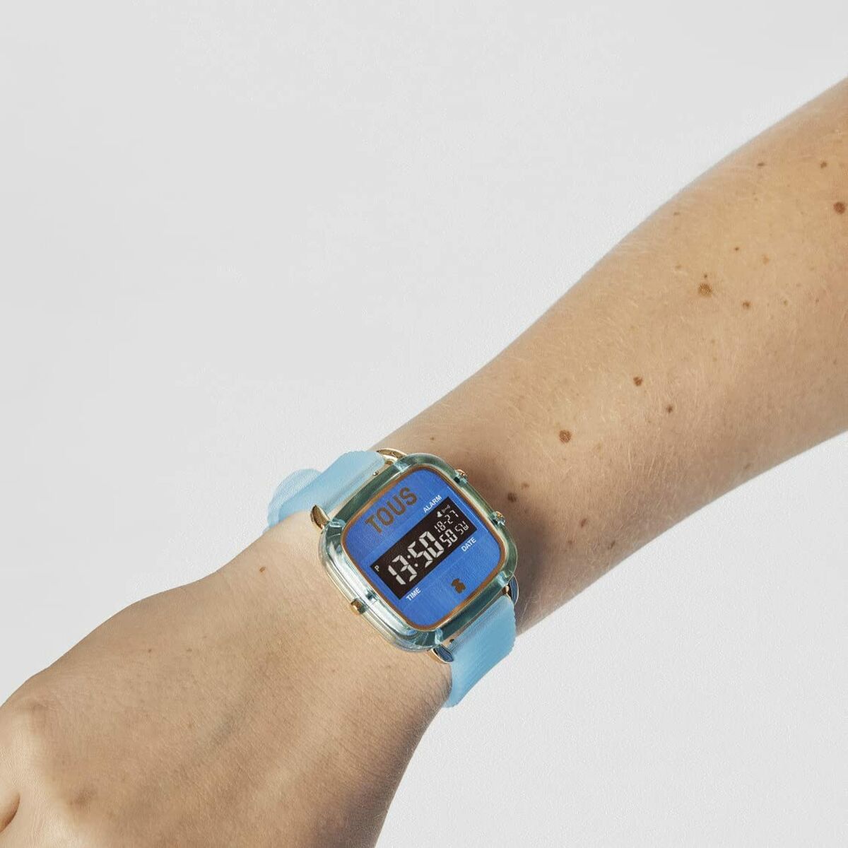 V7HE42519ABA5D025AA62567B4163D51446R6429238P5