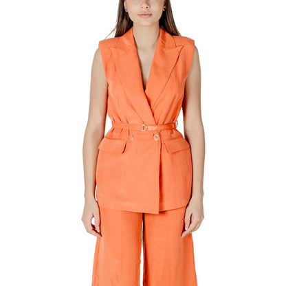 Vest by Liu Jo for women in linen & lyocell orange features a stylish silhouette, showcasing distinct lightweight and a refined for a truly stylish finish.