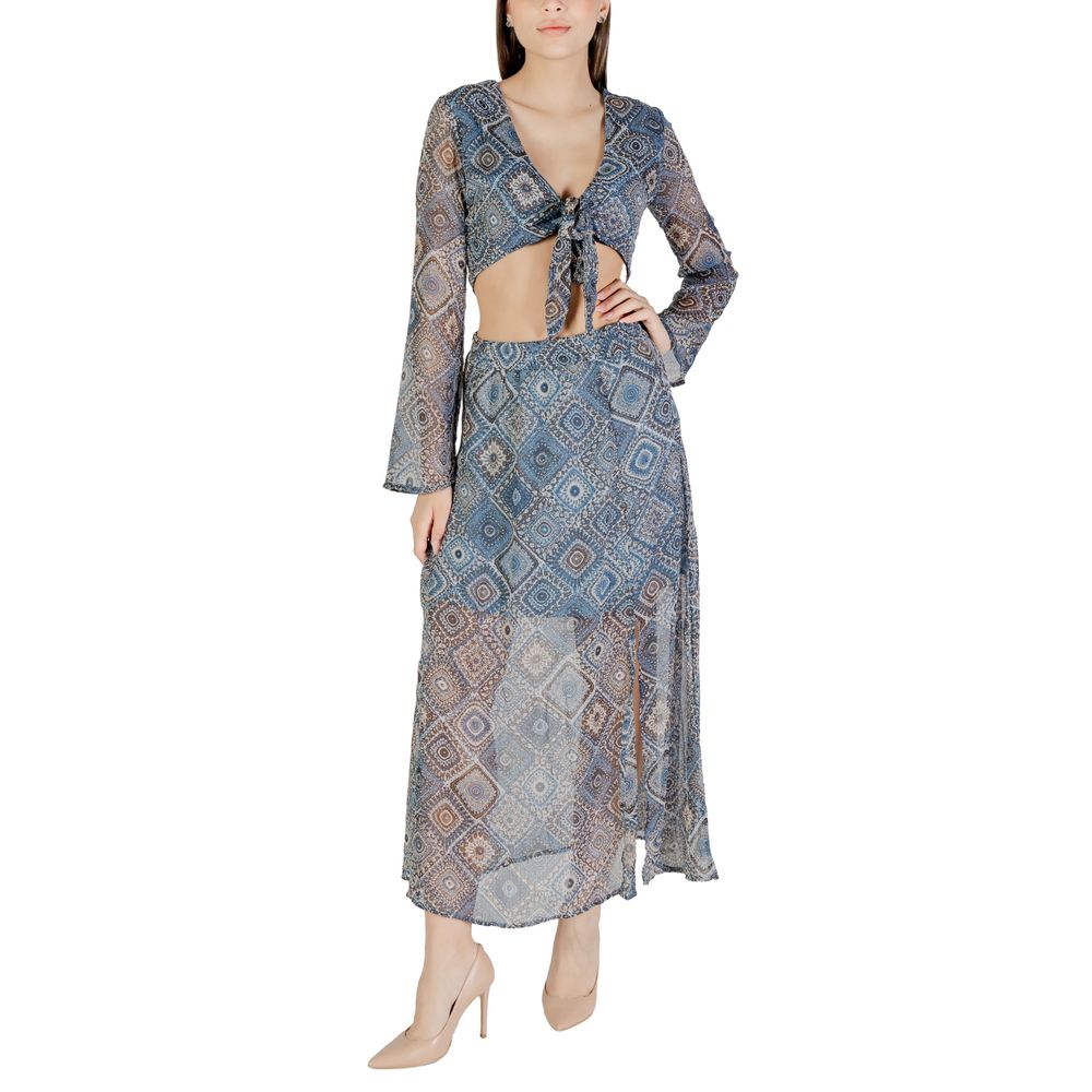 Activewear Top by Only for women in polyester blue showcases a sporty silhouette, detailed with a sporty and that seamlessly integrates functional .