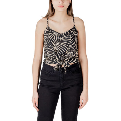 Tank Top by Only for women in viscose black features an bespeak silhouette, showcasing an bespeak sleeveless and bespeak for a truly sophisticated look.