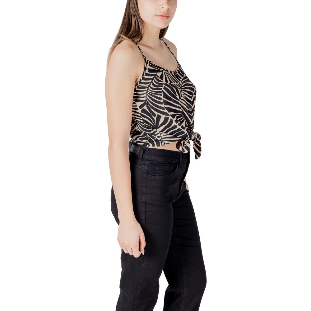 Tank Top by Only for women in viscose black showcases a perennial silhouette, artfully detailed with a design and a perennial .