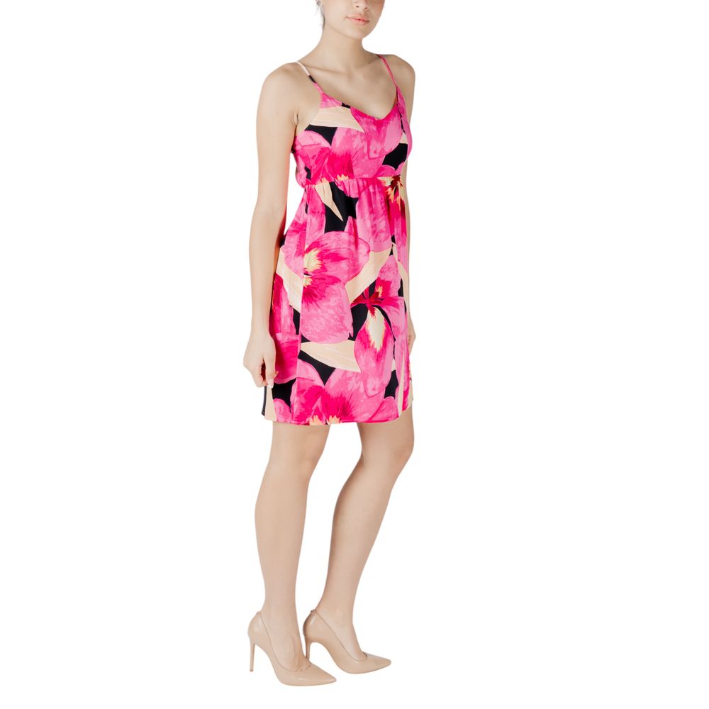 Dress by Only for women in viscose pink showcases a striking silhouette, elegantly detailed with a , refined v-neck neckline, and a striking short for a striking finish.