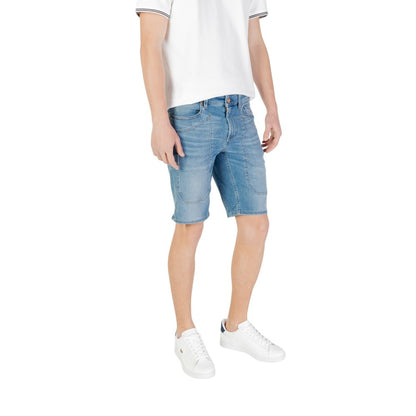 Bermuda Shorts by Jeckerson for men in stretch cotton light-blue features a eye catching slim and short with a eye catching .