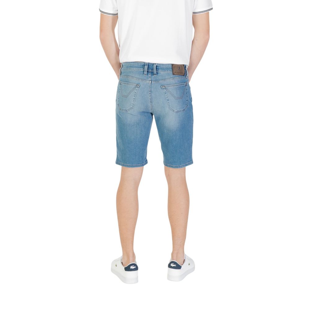 Bermuda Shorts by Jeckerson for men in stretch cotton light-blue presents a sleek silhouette, featuring a sleek slim with a refined short and a sophisticated .