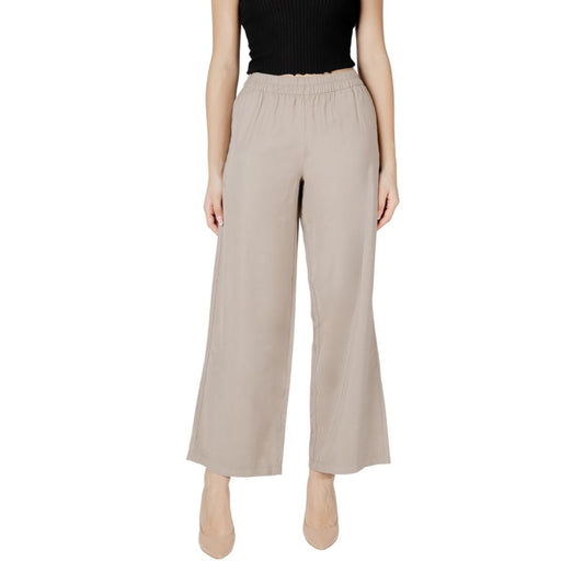Trousers by Only for women in polyester & viscose beige features an on trend silhouette, showcasing a sophisticated wide with a long and high rise for an on trend finish.