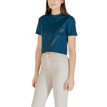 T-Shirt by Guess Active for women in cotton black features an edgy silhouette, meticulously detailed with a sophisticated and for a truly edgy finish.