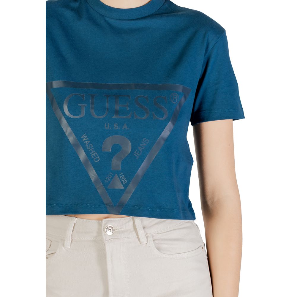 T-Shirt by Guess Active for women in cotton black showcases a unassuming silhouette, artfully detailed with a refined and unassuming for a sophisticated, contemporary look.
