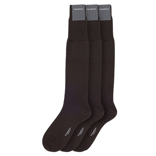 Socks by ZEGNA for men in merino wool brown features a contemporary knit construction, showcasing the sophisticated design of this Men's Merino Wool Socks with its contemporary finish.