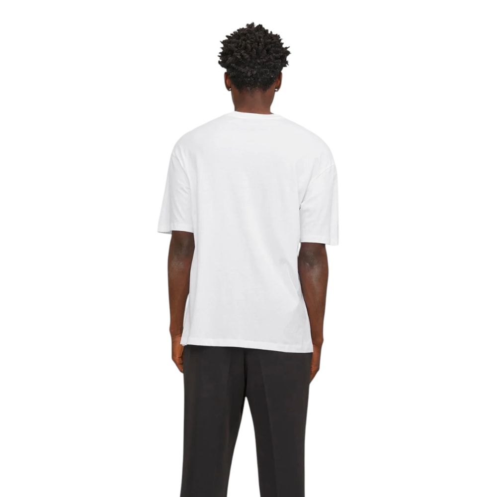 T-Shirt by Jack Jones for men in cotton natural & white features a plush silhouette, showcasing a sophisticated crew neckline and for a truly plush finish.