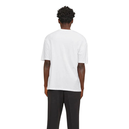 T-Shirt by Jack Jones for men in cotton natural & white features a plush silhouette, showcasing a sophisticated crew neckline and for a truly plush finish.