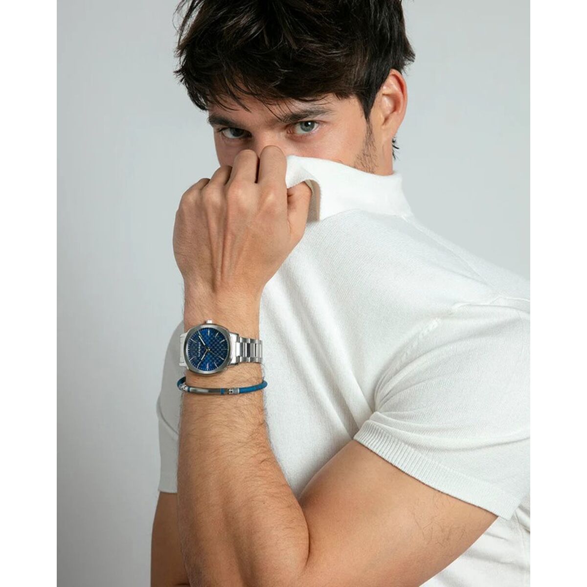 V3H011A9127481CB1FC0873492E252064E1R6732989P3