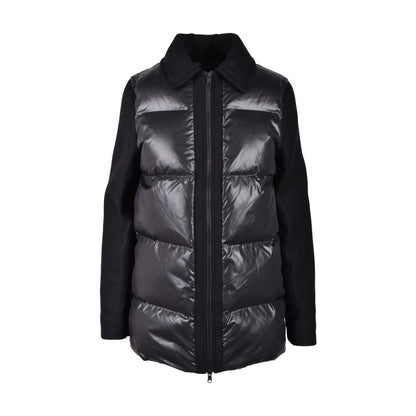 Windbreaker Jacket by Love Moschino for women in polyester black presents a resilient silhouette, artfully detailed with a sophisticated and functional insulated & windproof for a resilient finish.
