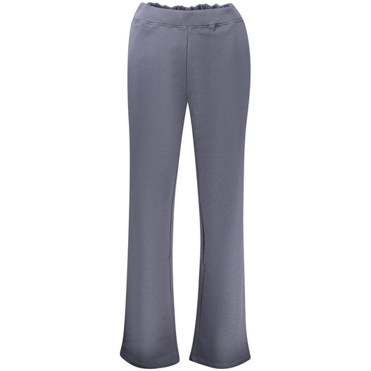 Trousers by North Sails for women in cotton blue presents a perennial silhouette, meticulously tailored with a athletic & wide cut, long finish, and an elegant .