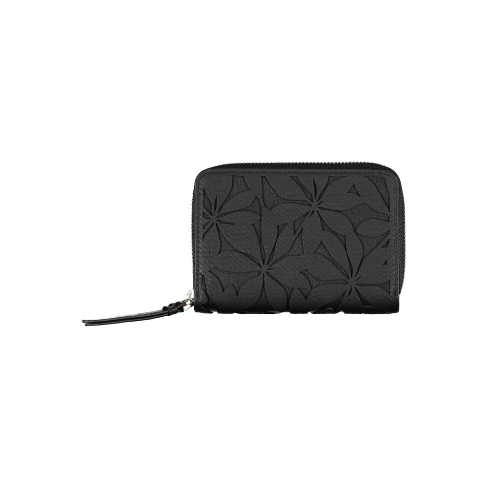 Chic Black Wallet with Elegant Detailing