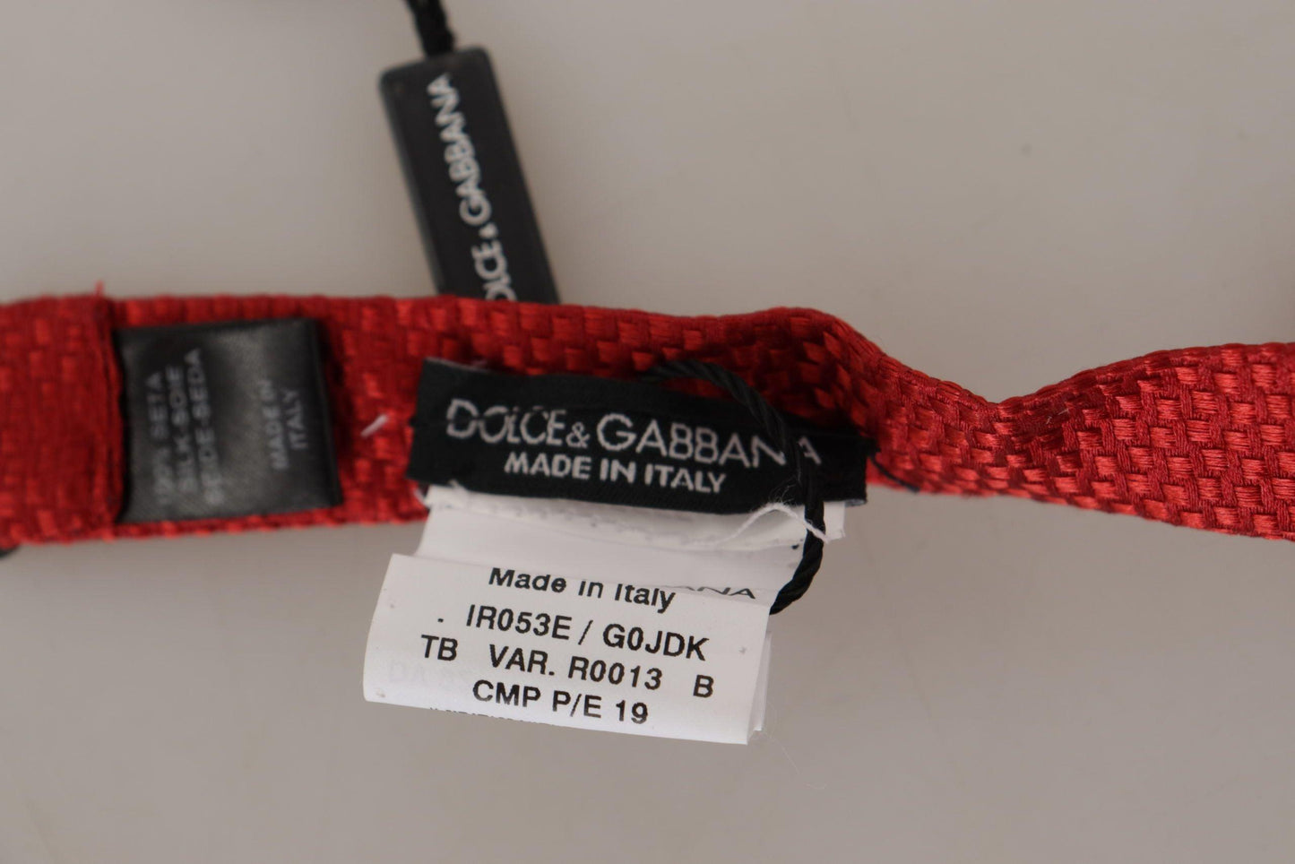 Dolce & Gabbana Red 100% Silk Slim Adjustable Neck Papillon Tie - Designed by Dolce & Gabbana Available to Buy at a Discounted Price on Moon Behind The Hill Online Designer Discount Store